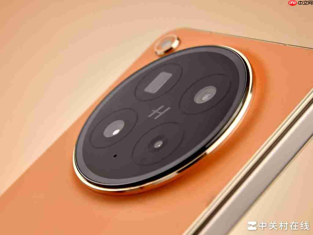 2026 年白领折叠屏手机终极横评：轻薄、耐用、高效，这三款是首选-1