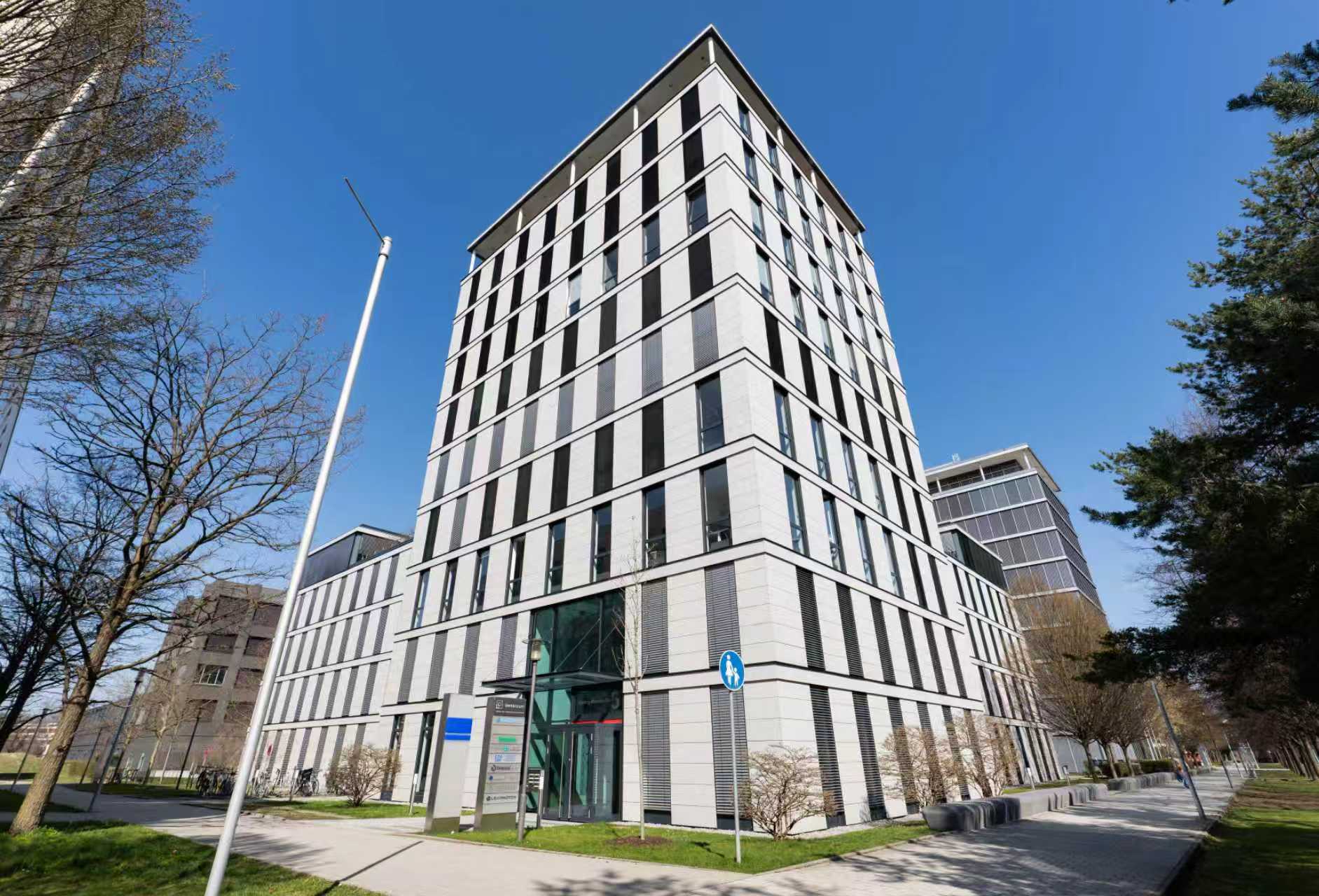 零跑汽车欧洲创新中心在德国慕尼黑正式开业-1